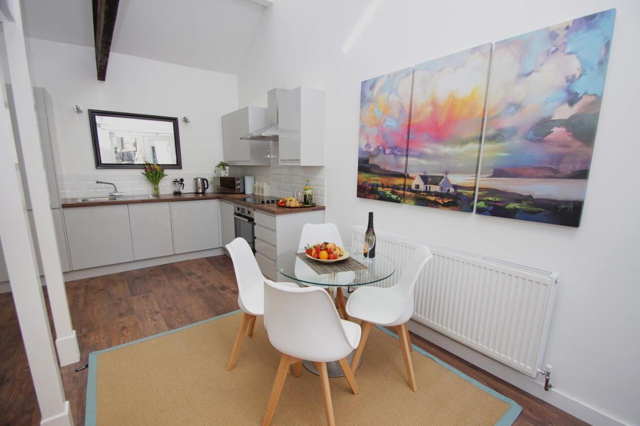 Loft Style For 4, 1 Broadhurst Court, Close To Town, Station & Hospital Apartment Stockport