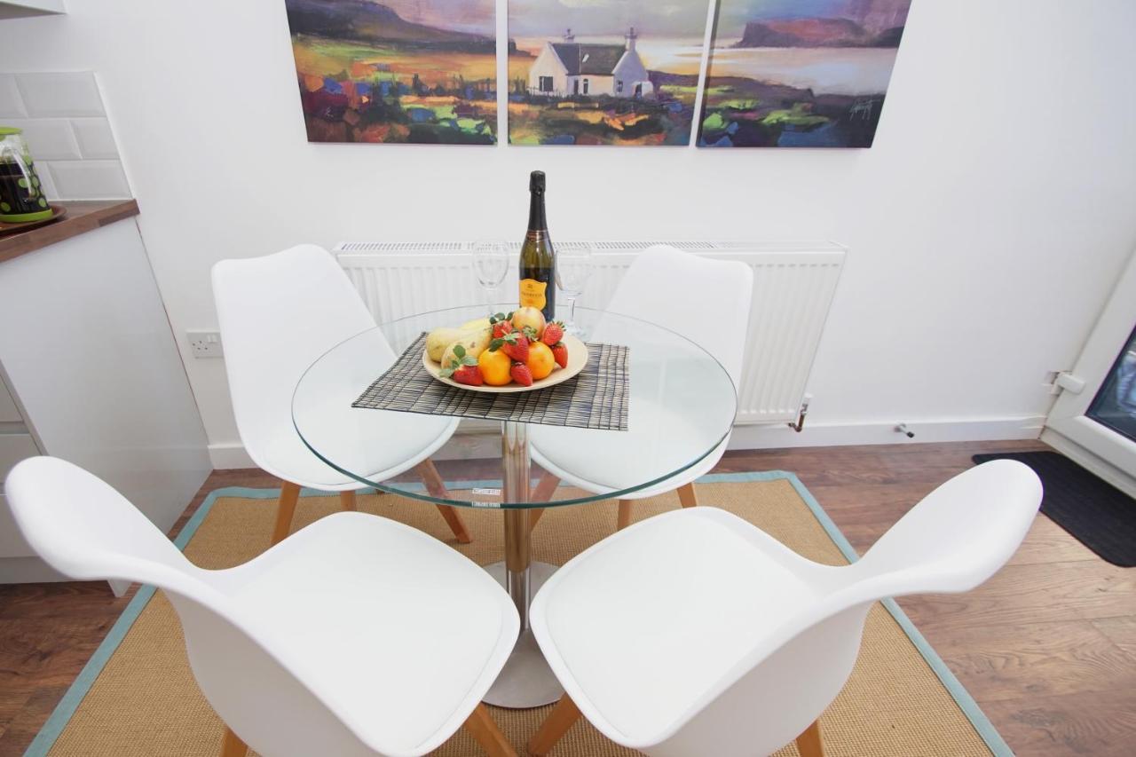 Loft Style For 4, 1 Broadhurst Court, Close To Town, Station & Hospital