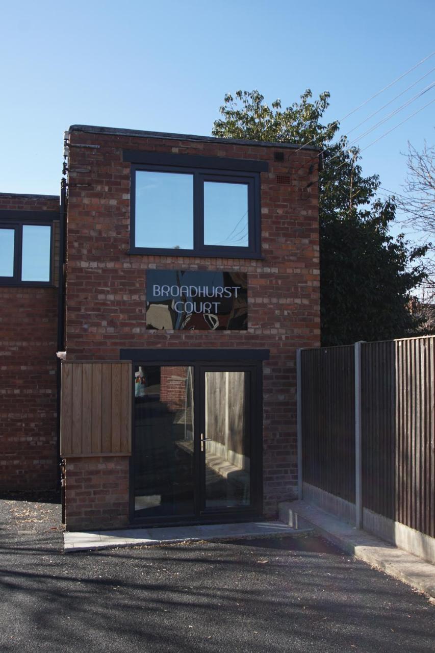 Loft Style For 4, 1 Broadhurst Court, Close To Town, Station & Hospital Apartment