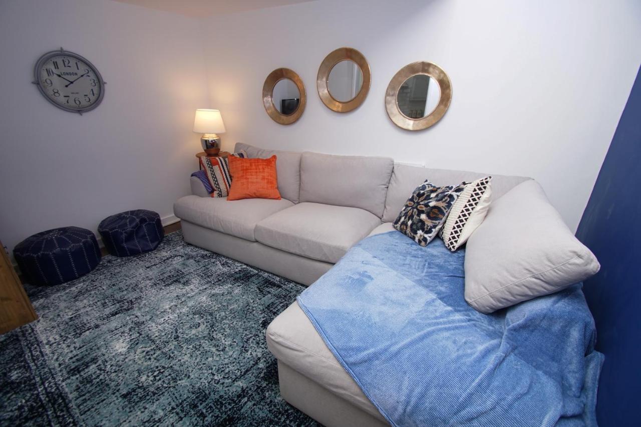 Loft Style For 4, 1 Broadhurst Court, Close To Town, Station & Hospital Apartment Stockport